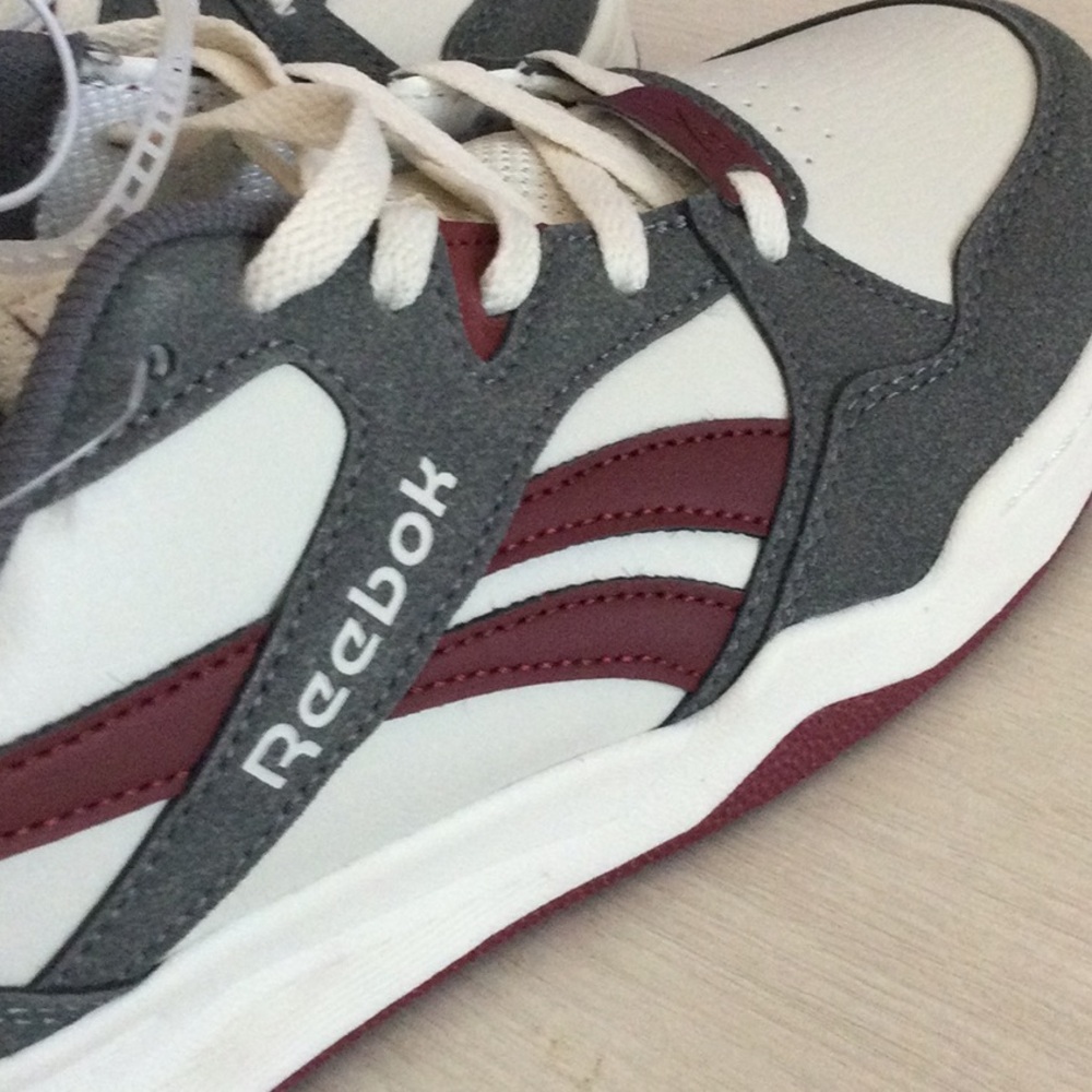 New Reebox Sneaker size 4K - Picture 7 of 9